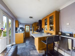 Photo 13- click for photo gallery